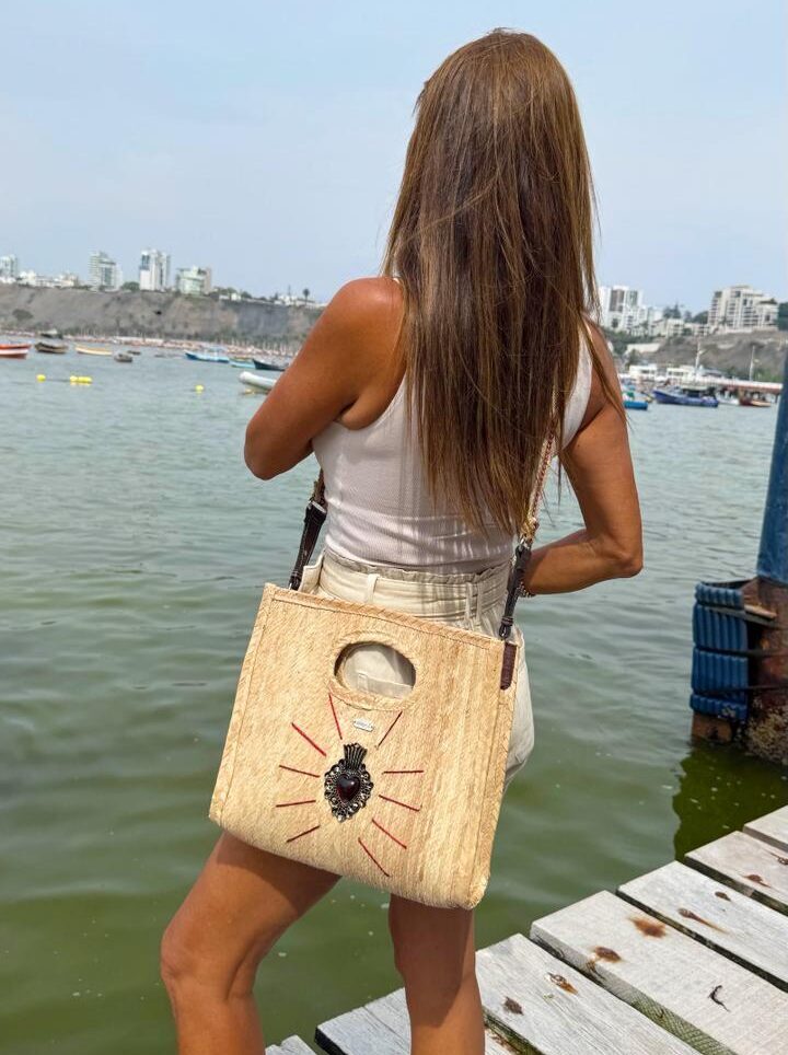 WhatsApp Image 2026-01-16 at 12.50.36 PM Cartera Laura - Imagen 1